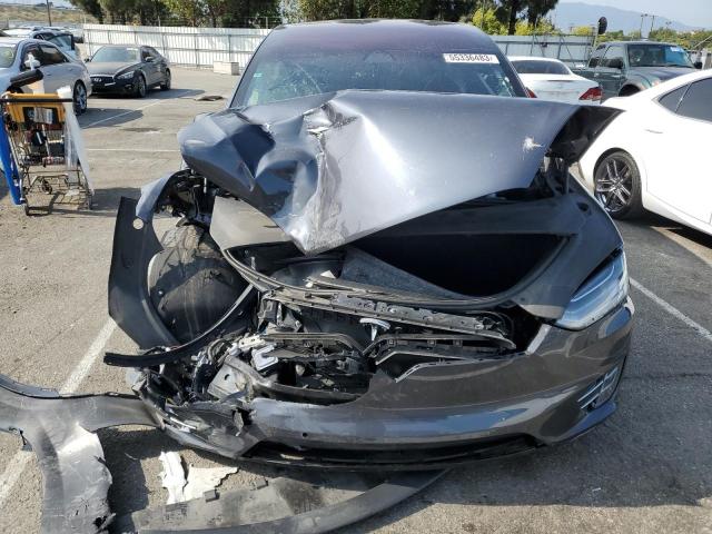 Photo 5 from auction – 2018 TESLA MODEL X with VIN 5YJXCDE2XJF142446