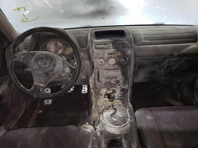 Photo 8 from auction – 2001 LEXUS IS 300 with VIN JTHBD182510016929
