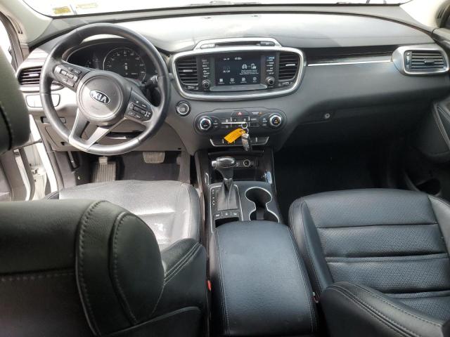 Photo 8 from auction – 2017 KIA SORENTO EX with VIN 5XYPHDA50HG305576