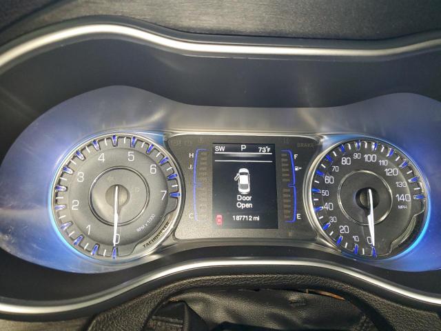 Photo 9 from auction – 2015 CHRYSLER 200 LIMITE with VIN 1C3CCCAB4FN562828