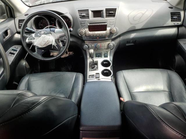 Photo 8 from auction – 2011 TOYOTA HIGHLANDER with VIN 5TDBK3EH9BS069675