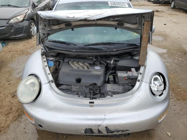 Photo 11 from auction – 2003 VOLKSWAGEN NEW BEETLE with VIN 3VWCK21C03M400991