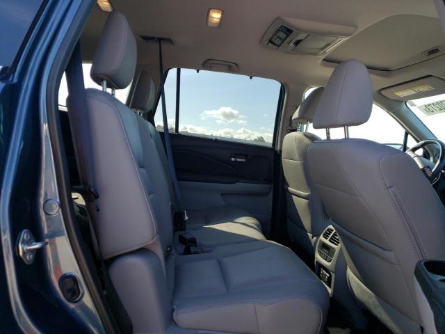 Photo 10 from auction – 2017 HONDA PILOT TOUR with VIN 5FNYF5H94HB032206