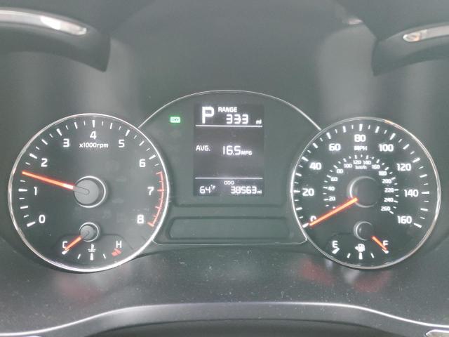 Photo 9 from auction – 2018 KIA FORTE LX with VIN 3KPFK4A72JE226945
