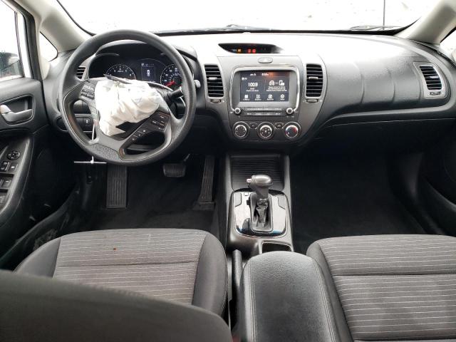 Photo 8 from auction – 2018 KIA FORTE LX with VIN 3KPFL4A70JE245393