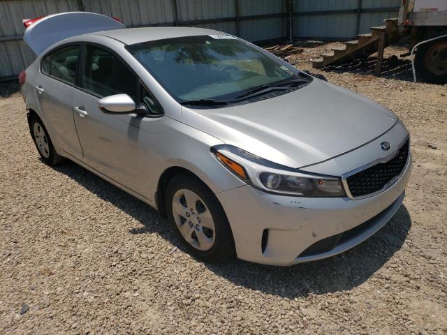 Photo 4 from auction – 2017 KIA FORTE LX with VIN 3KPFL4A70HE149208