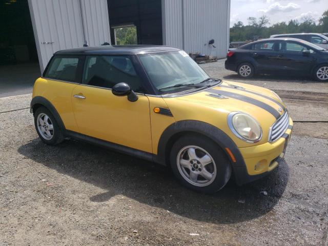 Photo 4 from auction – 2007 MINI COOPER with VIN WMWMF33537TU61417