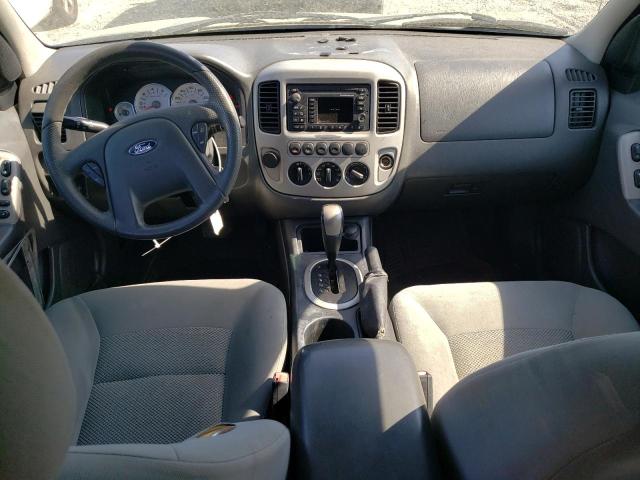 Photo 8 from auction – 2005 FORD ESCAPE HEV with VIN 1FMYU95H15KC81694
