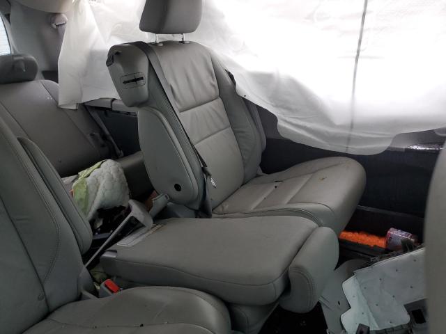 Photo 11 from auction – 2016 TOYOTA SIENNA XLE with VIN 5TDYK3DC3GS692880