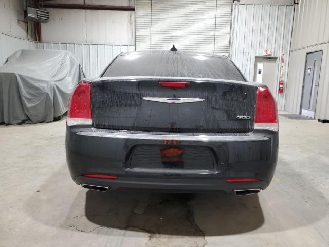 Photo 6 from auction – 2017 CHRYSLER 300 LIMITE with VIN 2C3CCAAG9HH580155