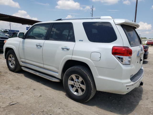 Photo 2 from auction – 2011 TOYOTA 4RUNNER SR with VIN JTEZU5JR2B5032004
