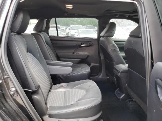 Photo 11 from auction – 2021 TOYOTA HIGHLANDER with VIN 5TDLZRAH3MS031399