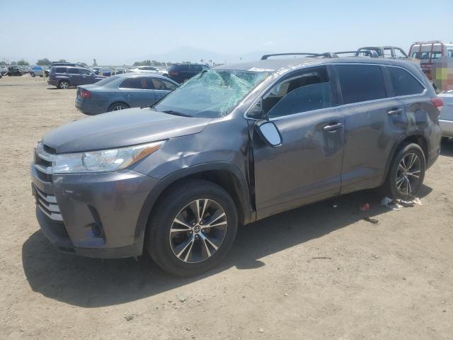 TOYOTA HIGHLANDER 2018 with VIN 5TDZARFH9JS037911 - Photo from auction