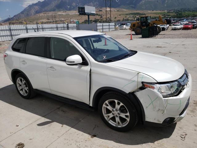 Photo 4 from auction – 2015 MITSUBISHI OUTLANDER with VIN JA4AD3A36FZ007214