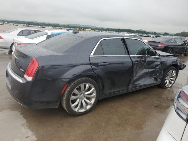Photo 3 from auction – 2017 CHRYSLER 300 LIMITE with VIN 2C3CCAAG1HH612774