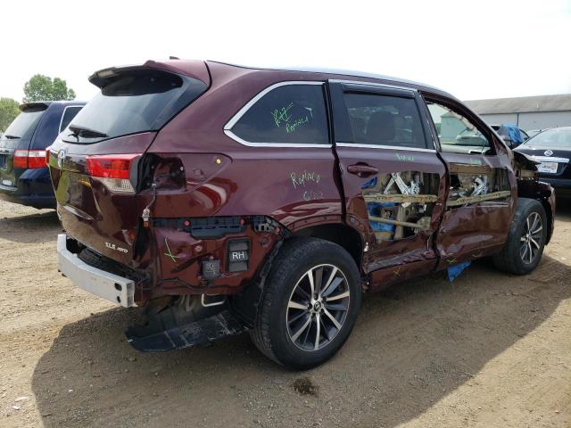 Photo 3 from auction – 2017 TOYOTA HIGHLANDER with VIN 5TDJZRFH2HS419858