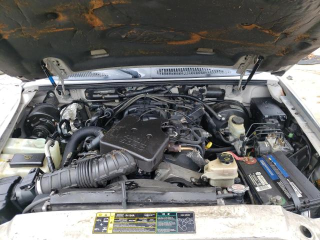 Photo 11 from auction – 2004 FORD EXPLORER S with VIN 1FMZU67K84UB52334