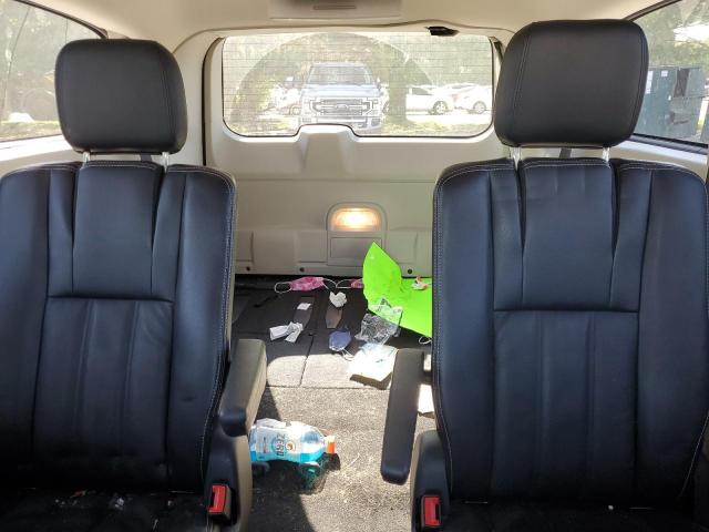 Photo 10 from auction – 2013 CHRYSLER TOWN & COU with VIN 2C4RC1BG9DR658085