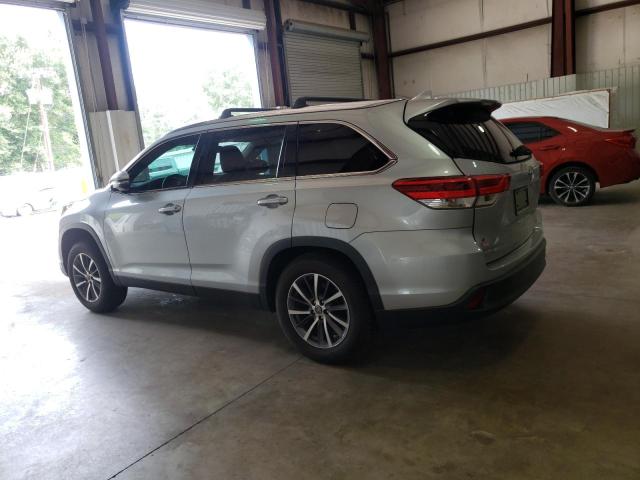 Photo 2 from auction – 2019 TOYOTA HIGHLANDER with VIN 5TDKZRFH1KS569004