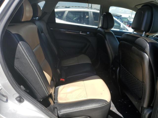 Photo 11 from auction – 2015 KIA SORENTO LX with VIN 5XYKTDA70FG563281
