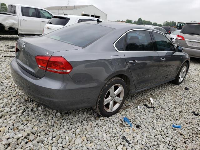 Photo 3 from auction – 2015 VOLKSWAGEN PASSAT S with VIN 1VWAS7A3XFC120103