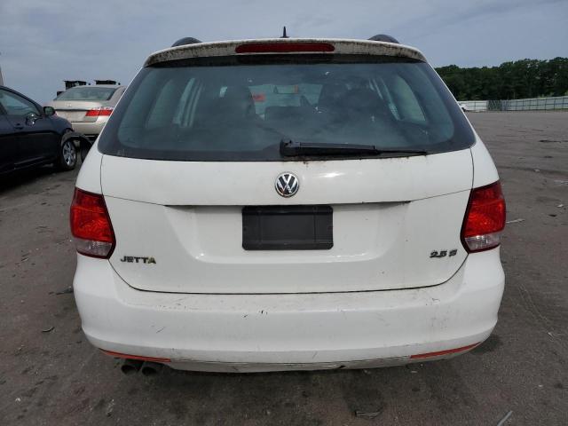 Photo 6 from auction – 2011 VOLKSWAGEN JETTA S with VIN 3VWPZ7AJ7BM600256