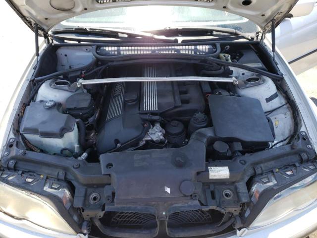 Photo 11 from auction – 2003 BMW 330 I with VIN WBAEV53403KM28532
