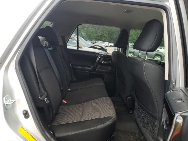 Photo 11 from auction – 2016 TOYOTA 4RUNNER SR with VIN JTEBU5JR0G5310925