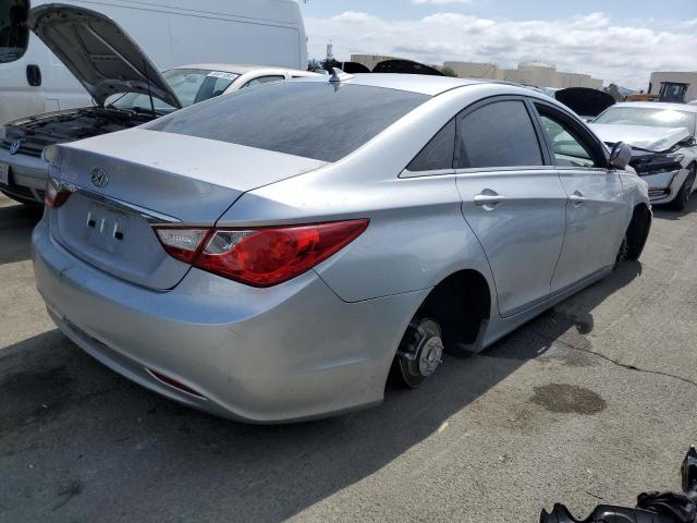 Photo 3 from auction – 2013 HYUNDAI SONATA GLS with VIN 5NPEB4AC2DH555136