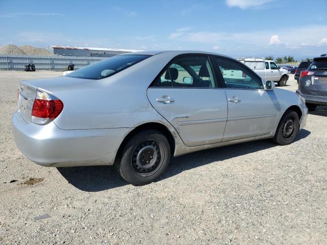 Photo 3 from auction – 2005 TOYOTA CAMRY LE with VIN 4T1BE32K25U095067