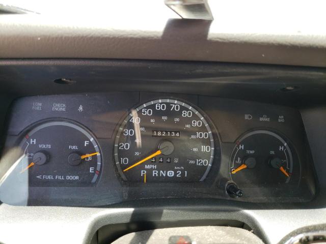 Photo 9 from auction – 1996 FORD CROWN VICT with VIN 2FALP74W7TX186065