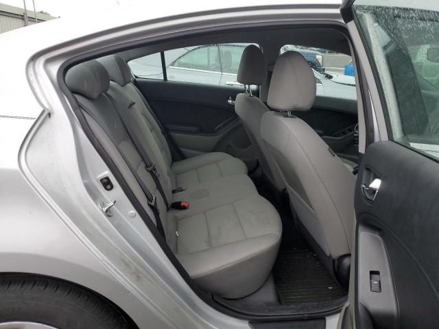 Photo 10 from auction – 2016 KIA FORTE LX with VIN KNAFX4A69G5540926