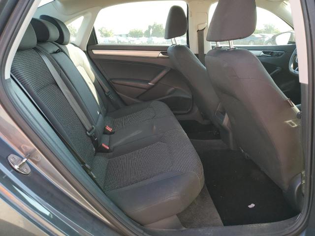 Photo 10 from auction – 2016 VOLKSWAGEN PASSAT S with VIN 1VWAT7A35GC020683