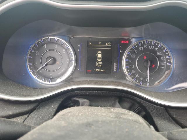 Photo 9 from auction – 2015 CHRYSLER 200 LIMITE with VIN 1C3CCCABXFN521247