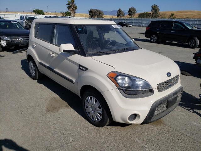 Photo 4 from auction – 2013 KIA SOUL with VIN KNDJT2A55D7774744
