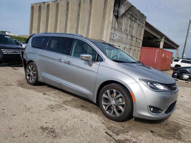 Photo 4 from auction – 2017 CHRYSLER PACIFICA L with VIN 2C4RC1GG0HR647670