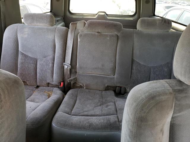 Photo 10 from auction – 2003 CHEVROLET SUBURBAN K with VIN 3GNFK16TX3G328044