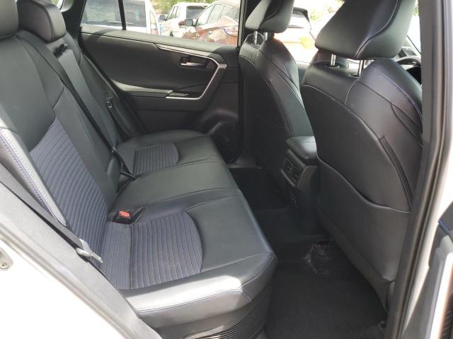 Photo 11 from auction – 2019 TOYOTA RAV4 XSE with VIN 2T3EWRFV4KW042567