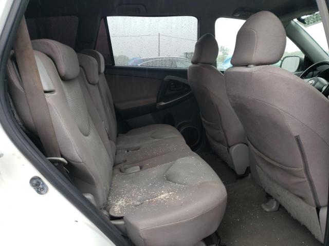 Photo 11 from auction – 2006 TOYOTA RAV4 with VIN JTMBD33V165017620