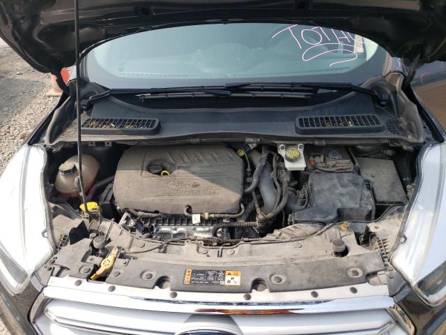 Photo 12 from auction – 2018 FORD ESCAPE SE with VIN 1FMCU9GDXJUB24829