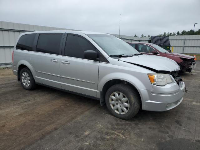 Photo 4 from auction – 2009 CHRYSLER TOWN & COU with VIN 2A8HR44E79R631197