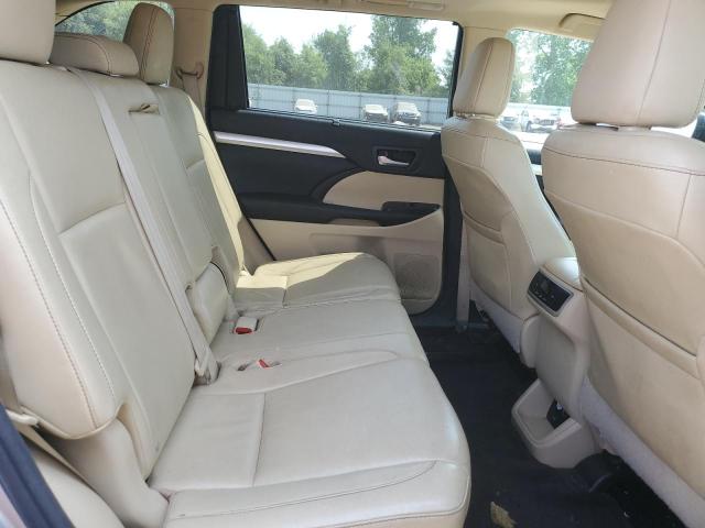 Photo 10 from auction – 2016 TOYOTA HIGHLANDER with VIN 5TDJKRFH0GS265122