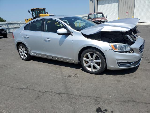 Photo 4 from auction – 2016 VOLVO S60 PREMIE with VIN YV126MFK2G2402456