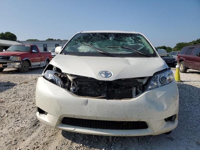 Photo 5 from auction – 2015 TOYOTA SIENNA XLE with VIN 5TDYK3DC9FS644850