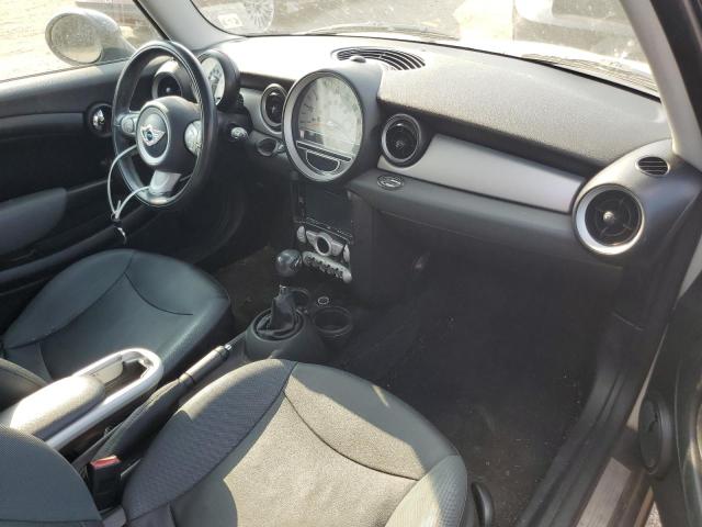 Photo 8 from auction – 2009 MINI COOPER with VIN WMWMF335X9TW78031
