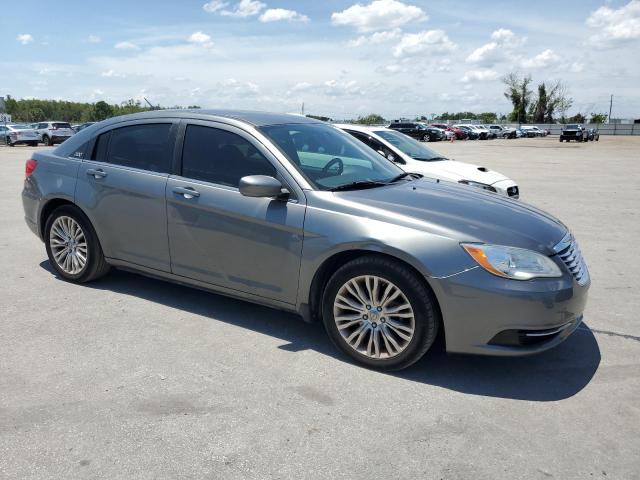 Photo 4 from auction – 2013 CHRYSLER 200 LX with VIN 1C3CCBABXDN671219