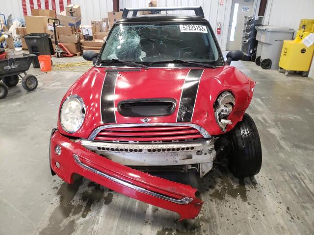 Photo 5 from auction – 2005 MINI COOPER S with VIN WMWRE33465TD96739