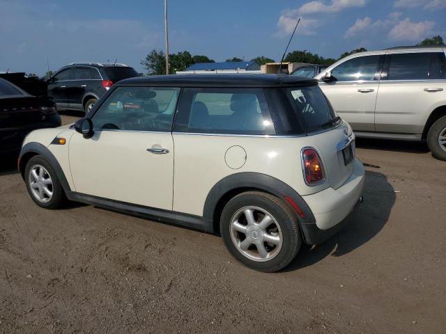 Photo 2 from auction – 2009 MINI COOPER with VIN WMWMF335X9TW78031