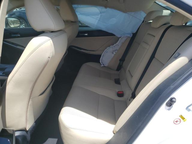 Photo 11 from auction – 2016 LEXUS IS 200T with VIN JTHBA1D25G5013989