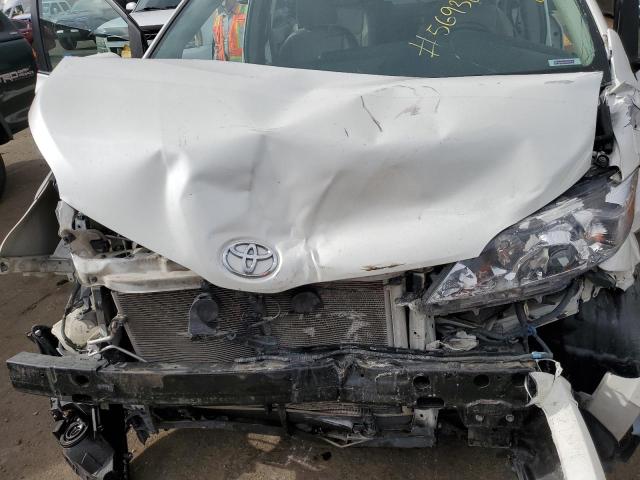 Photo 11 from auction – 2015 TOYOTA SIENNA XLE with VIN 5TDYK3DC9FS586478